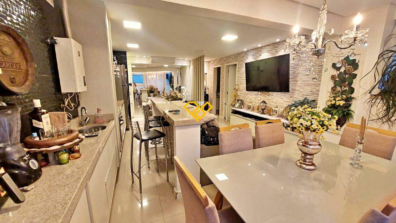 Apartamento à venda no José Menino: Sala
