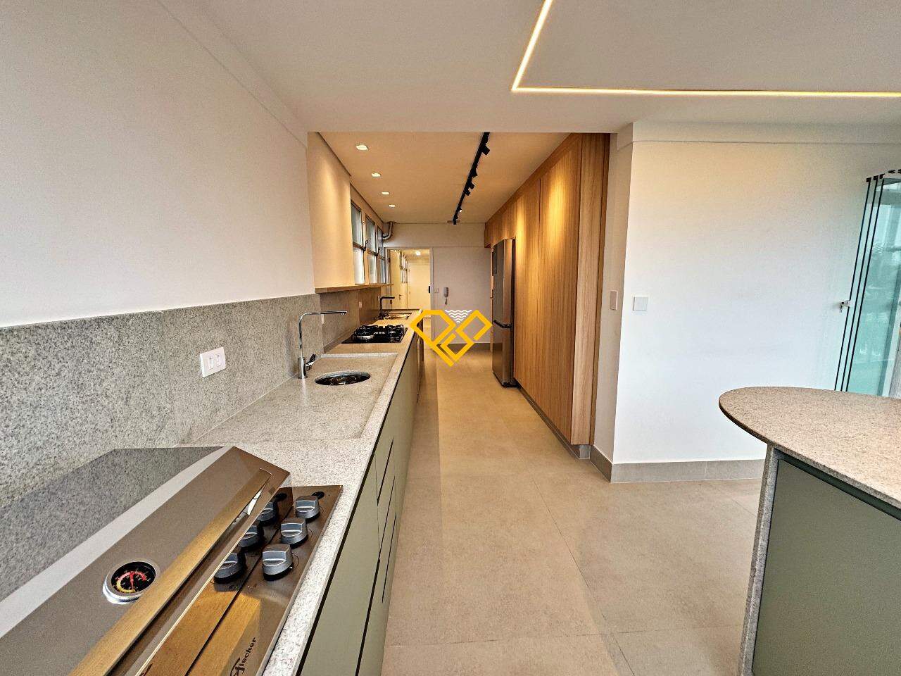 Apartamento à venda no Pompéia: Varanda gourmet