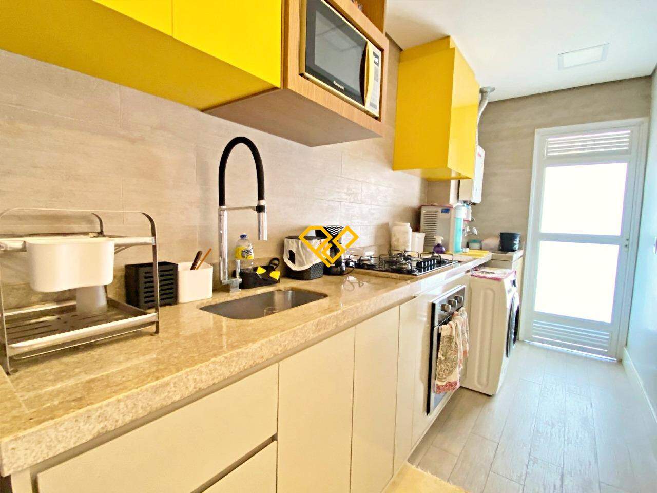 Apartamento à venda no Estuário: Cozinha