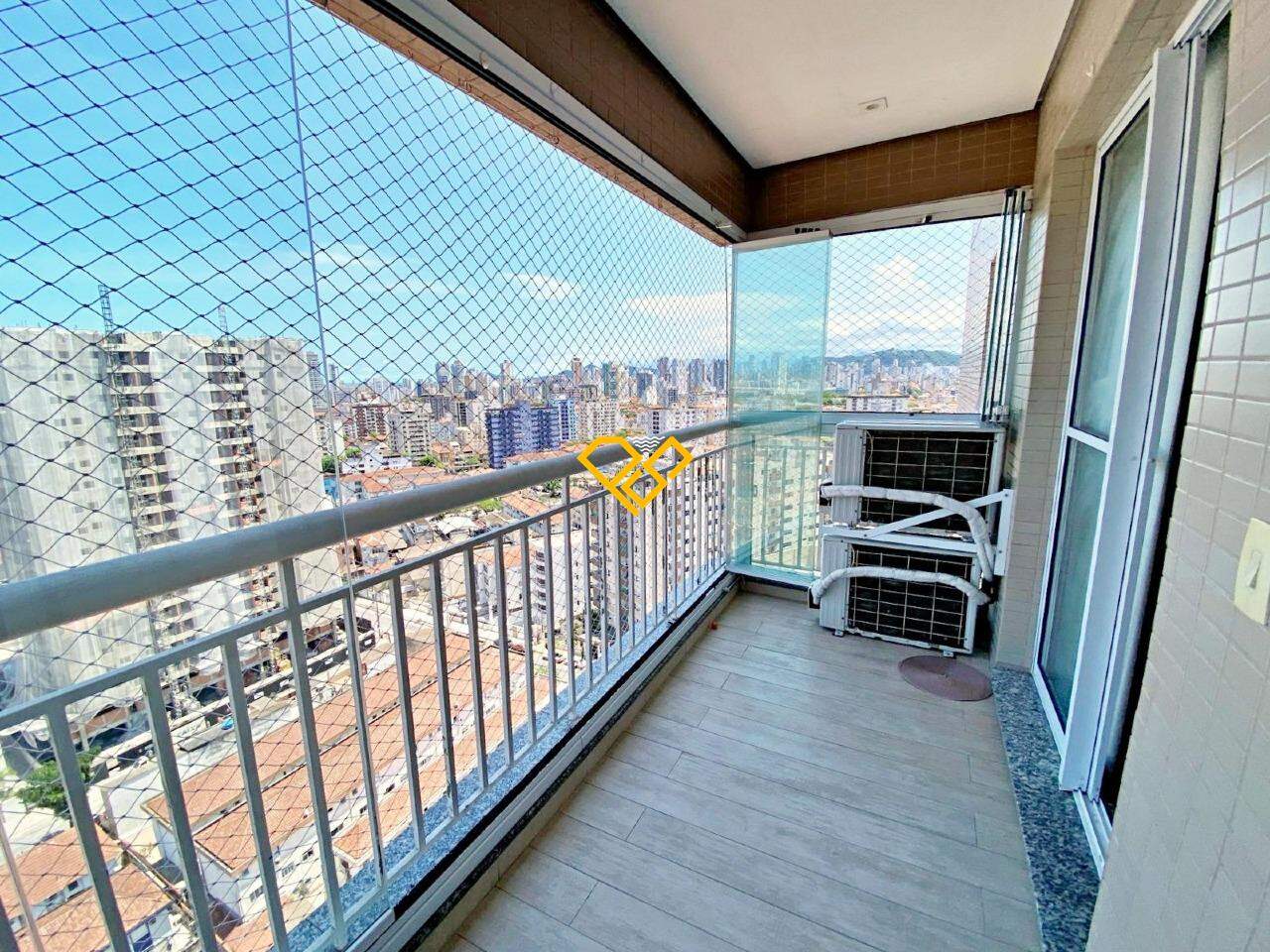 Apartamento à venda no Estuário: Varanda