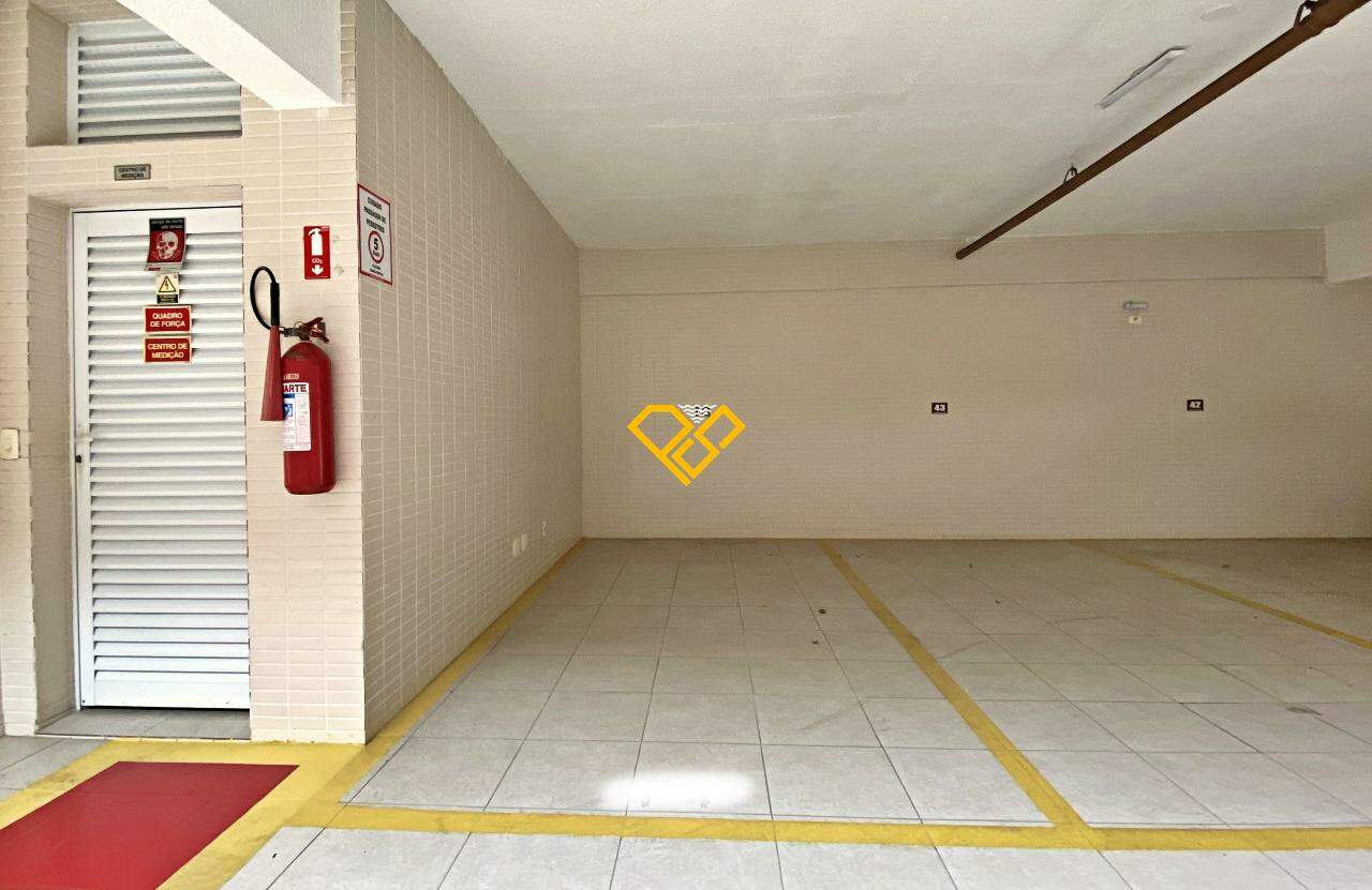Apartamento à venda no Encruzilhada: