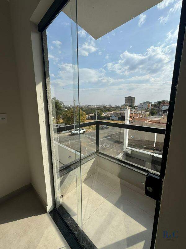 Apartamento à venda no Jardim Espraiado: 