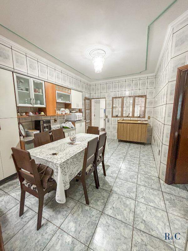 Casa à venda no Jardim Vera Cruz III: 