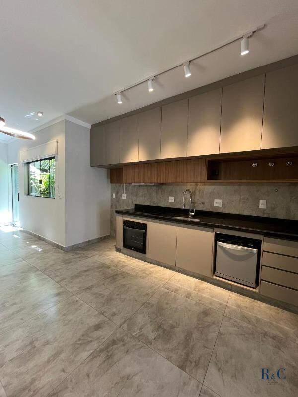 Casa à venda no Jardim Três Colinas: 