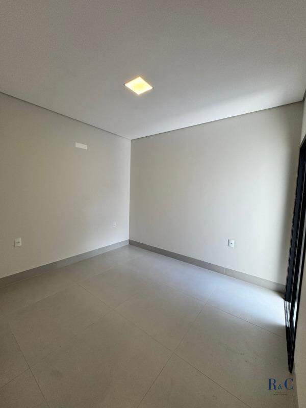 Casa à venda no Jardim Natal I: 