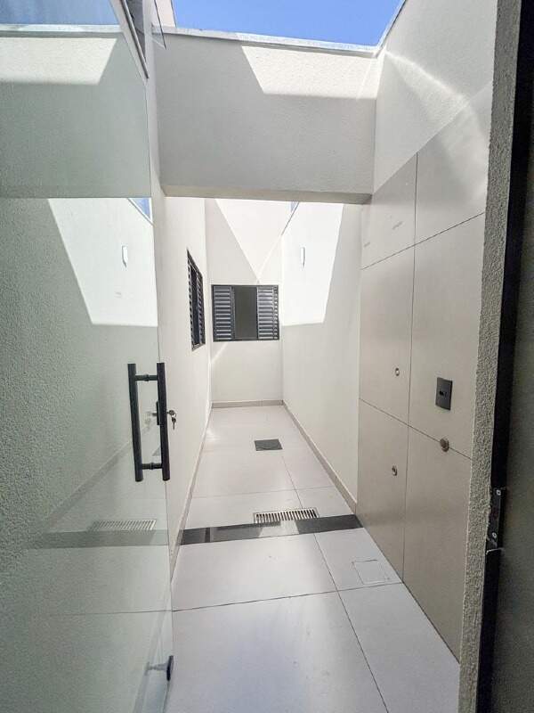 Casa à venda no Residencial Irineu Zanetti: 