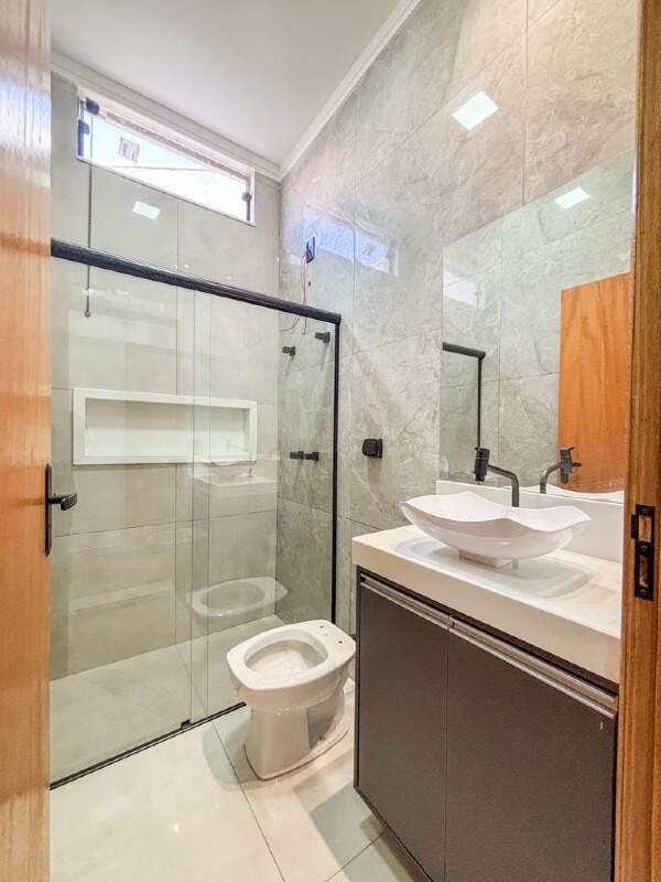 Casa à venda no Residencial Irineu Zanetti: 