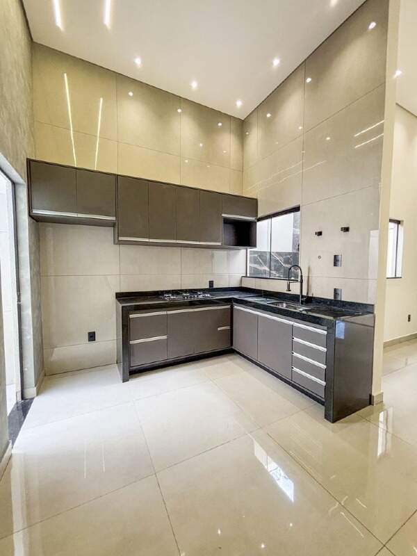 Casa à venda no Residencial Irineu Zanetti: 