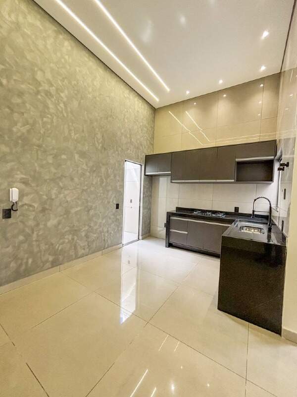 Casa à venda no Residencial Irineu Zanetti: 