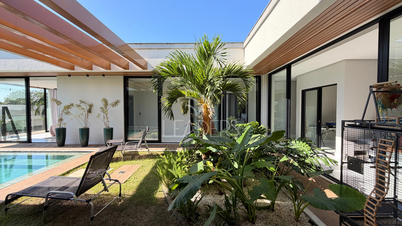 Casa à venda no Interlagos: 