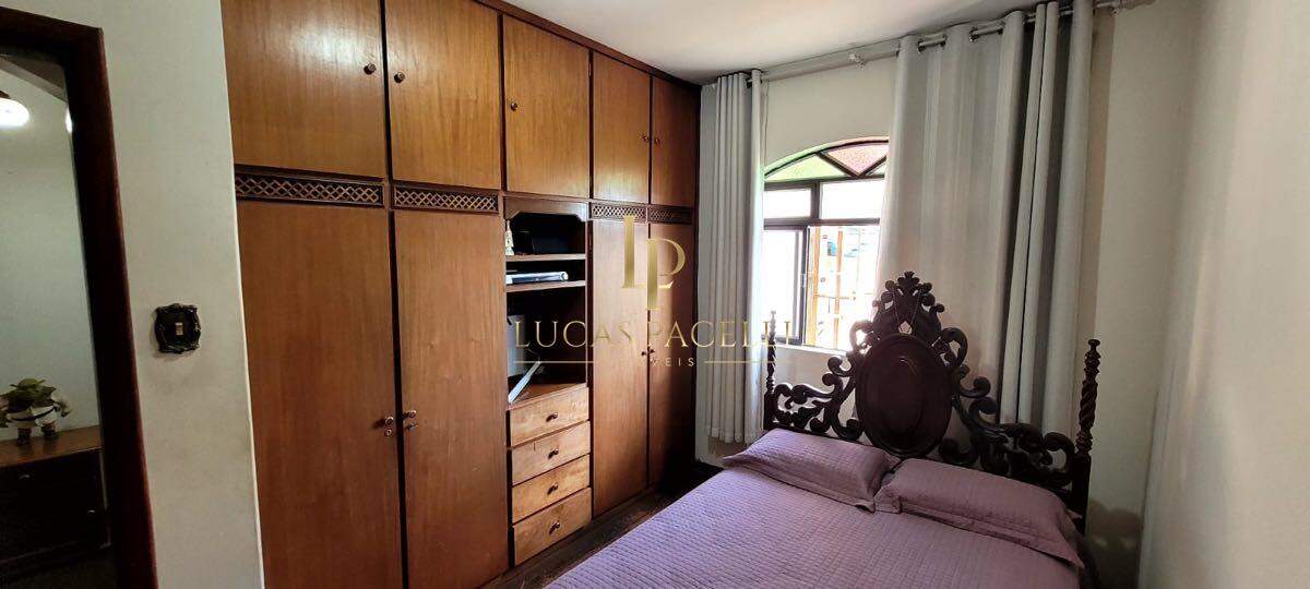 Casa à venda no centro: 