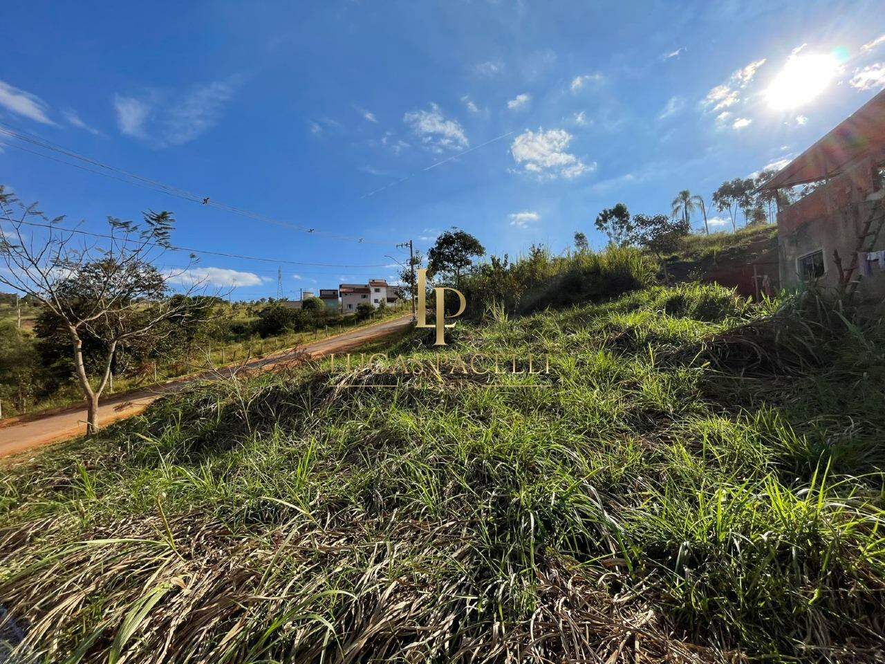 Lote à venda no Santa Rosa: 