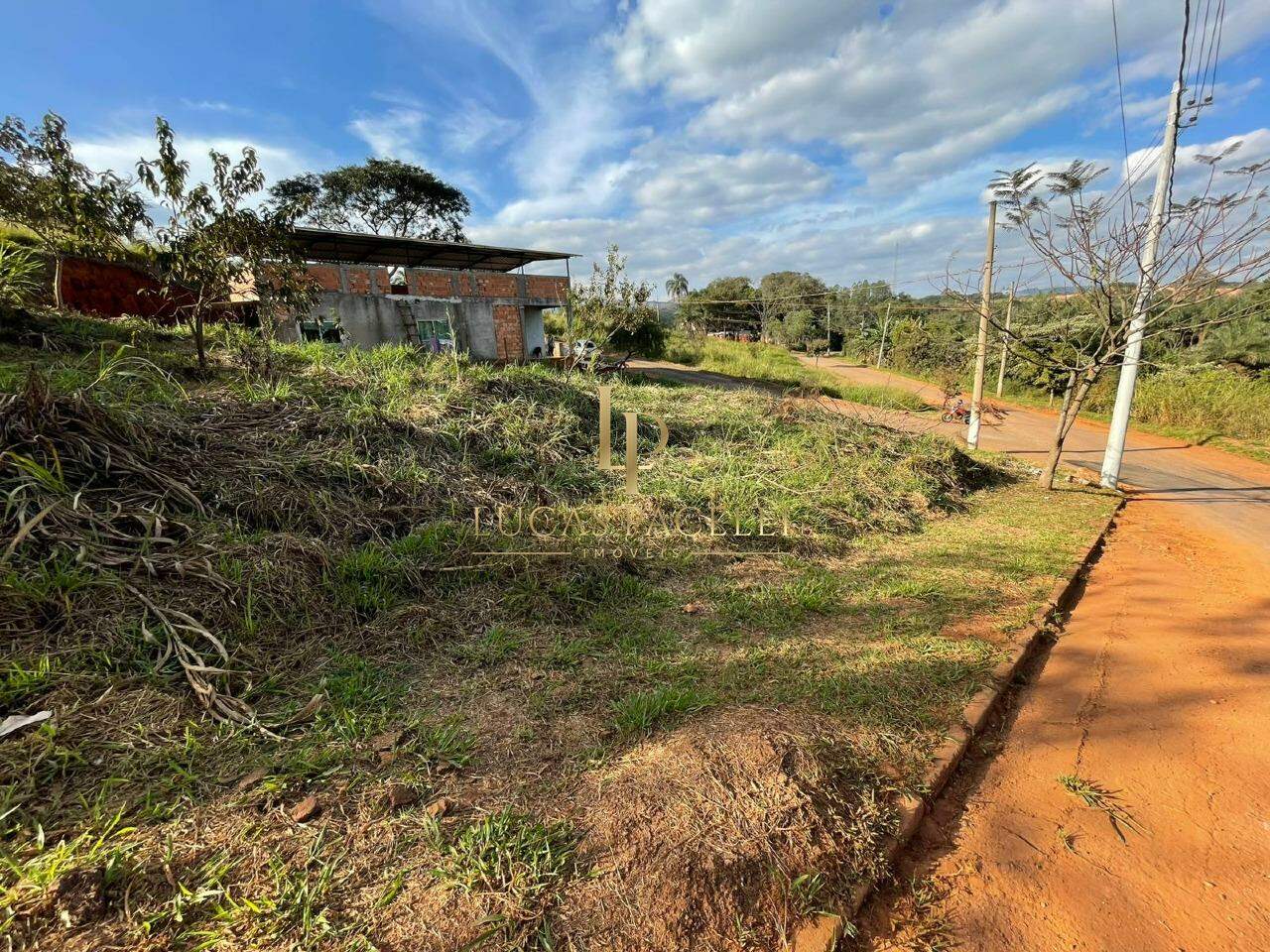 Lote à venda no Santa Rosa: 