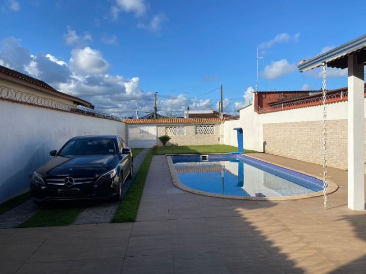  à vendaVila BalneáriaPraia Grande: 