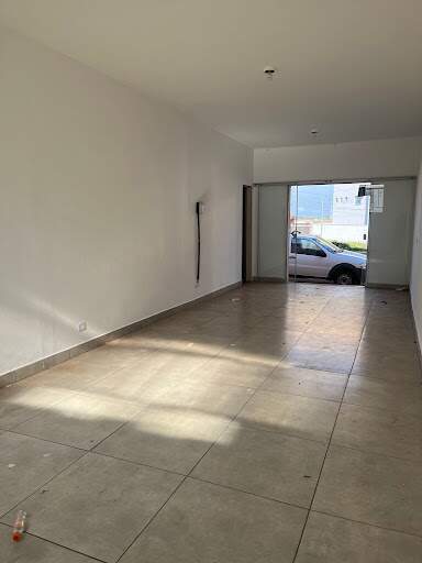 Ponto para aluguel no Centro: 