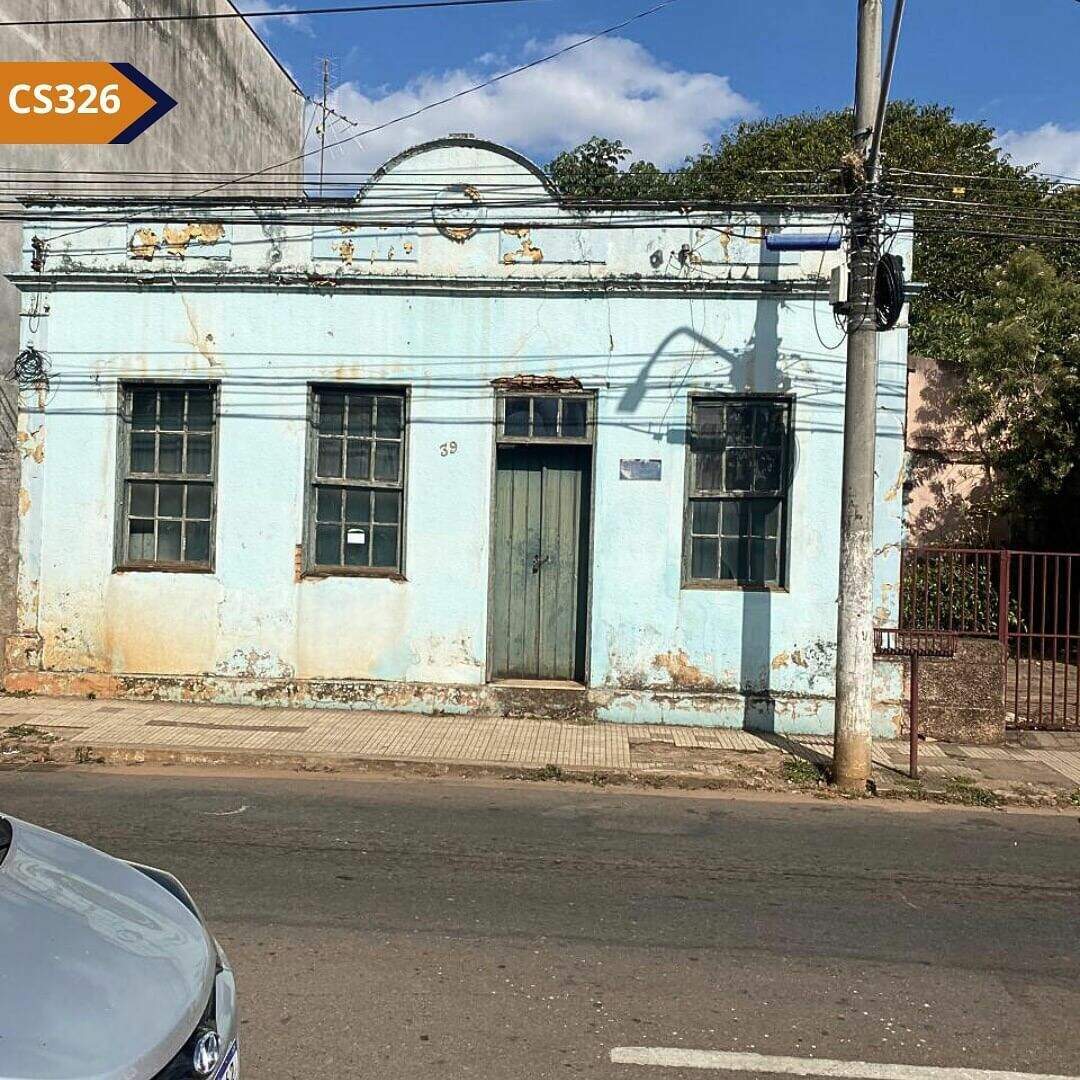 Casa à venda no Centro: 