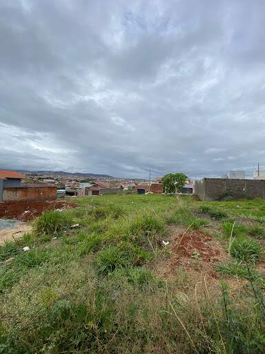 Terreno à venda no Nova Três Pontas: 