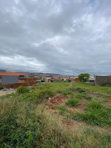 Terreno à venda no Nova Três Pontas: 