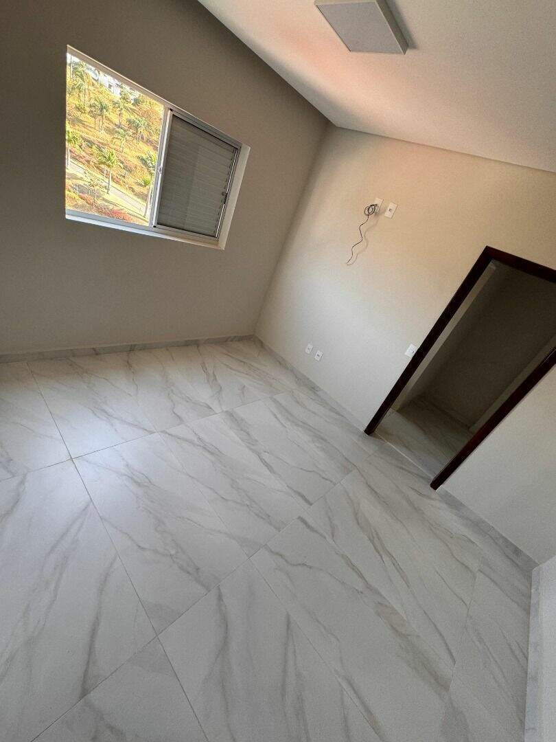 Apartamento à venda no Ouro Verde: 