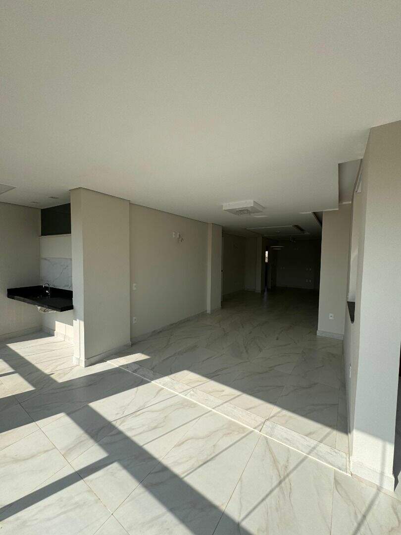 Apartamento à venda no Ouro Verde: 