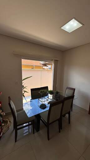 Casa à venda no Santa Edwiges: 