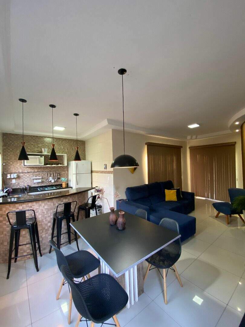 Casa à venda no Alcides Mesquita: 