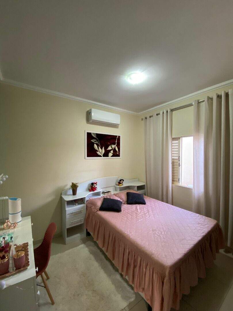 Casa à venda no Alcides Mesquita: 