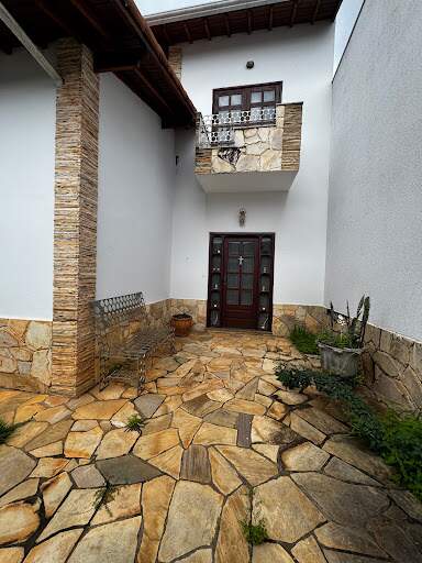 Casa à venda no Centro: 