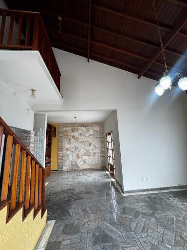 Casa à venda no Centro: 