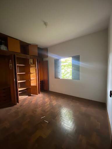 Casa à venda no Centro: 