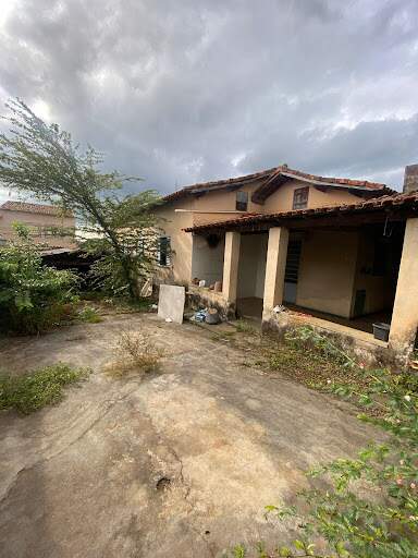 Casa à venda no Centro: 