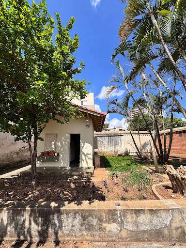 Casa à venda no Centro: 