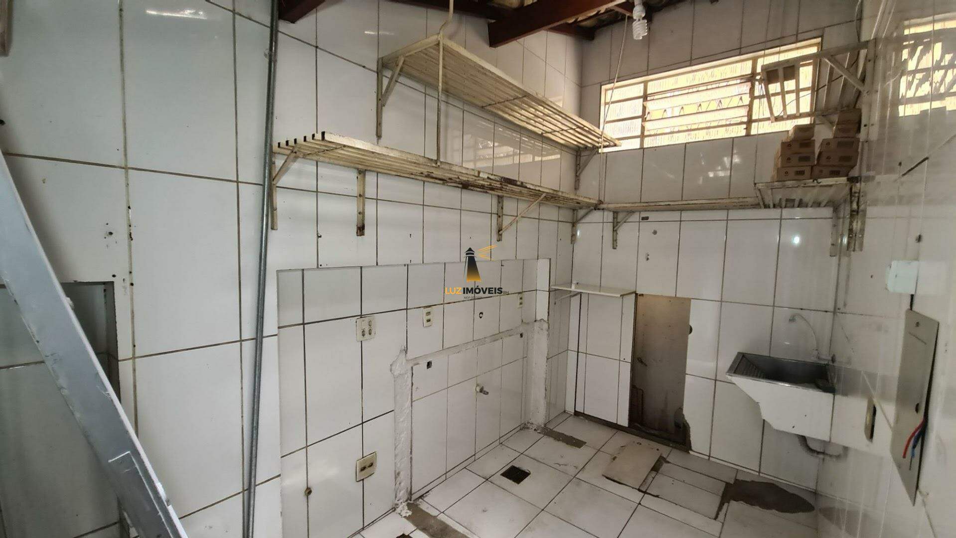 Casa para alugar com 3 quartos, 222m² - Foto 12