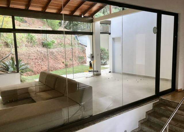 Casa à venda com 3 quartos, 230m² - Foto 6