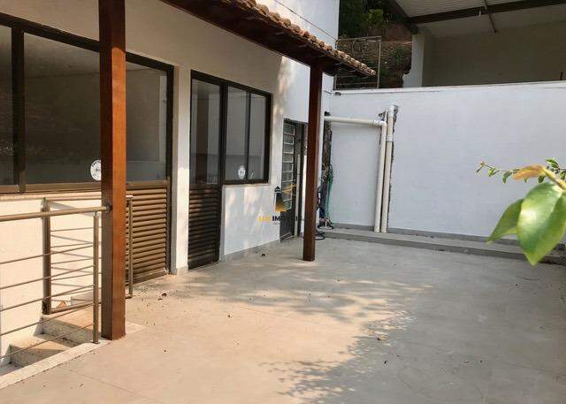 Casa à venda com 3 quartos, 230m² - Foto 20