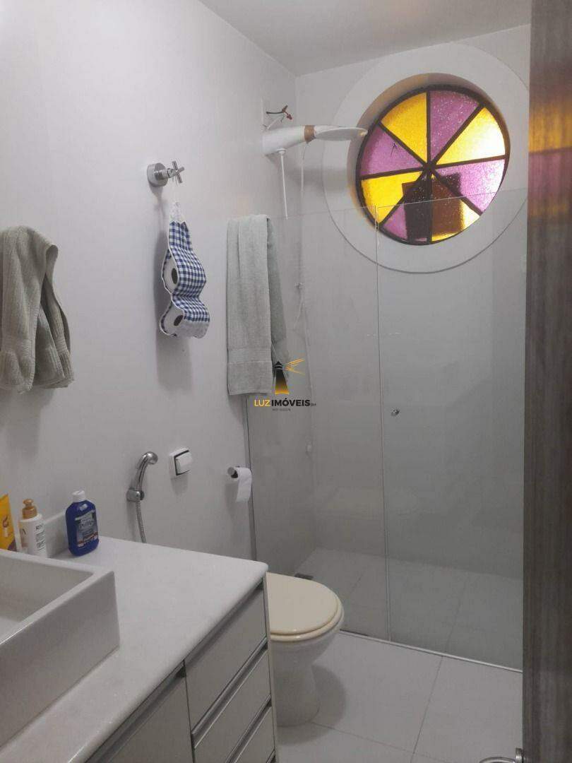 Apartamento à venda com 3 quartos, 125m² - Foto 6