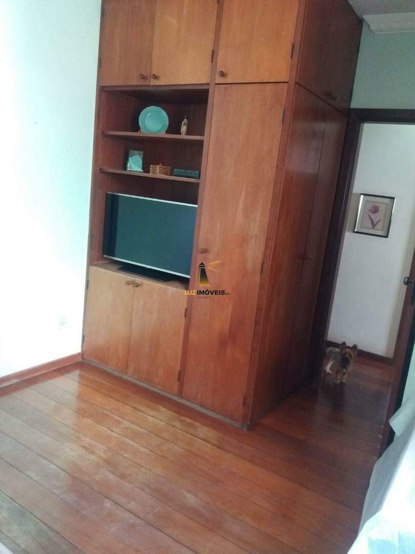 Apartamento à venda com 4 quartos, 140m² - Foto 10