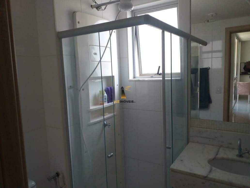 Apartamento à venda com 2 quartos, 68m² - Foto 17