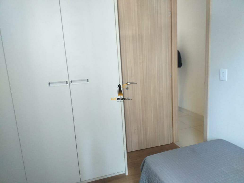 Apartamento à venda com 2 quartos, 68m² - Foto 9