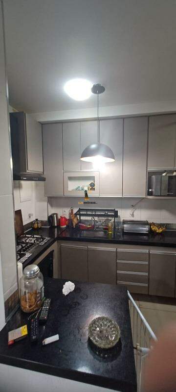 Apartamento à venda com 2 quartos, 67m² - Foto 8