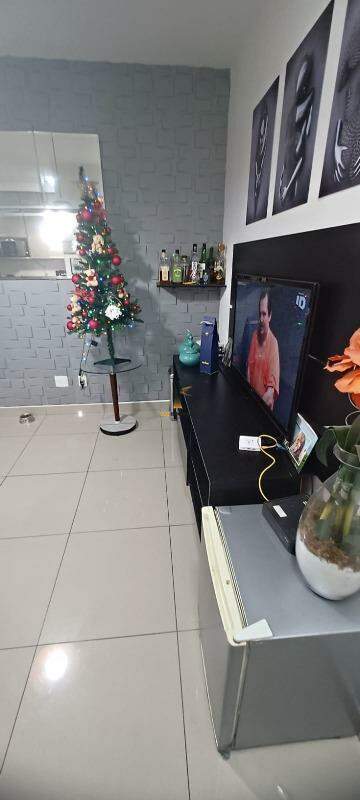 Apartamento à venda com 2 quartos, 67m² - Foto 7