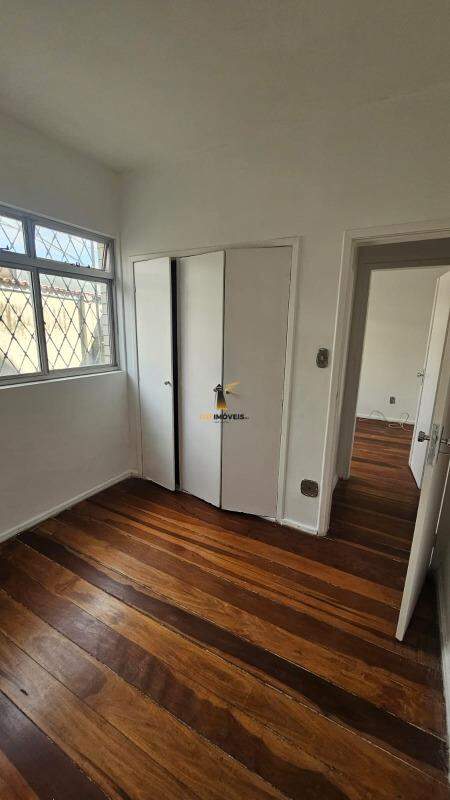 Apartamento à venda com 3 quartos, 106m² - Foto 1