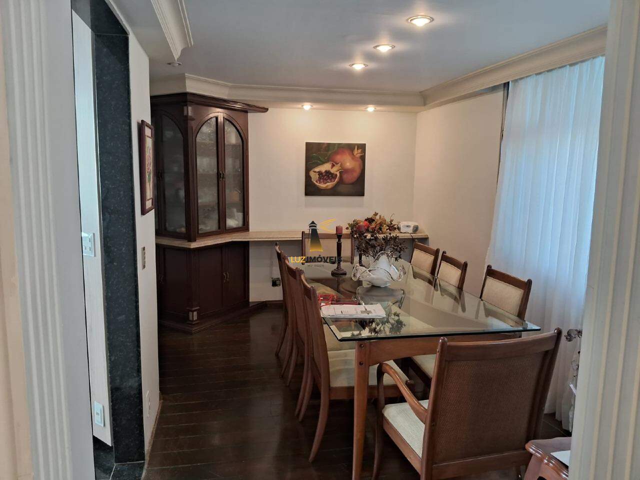 Apartamento à venda com 4 quartos, 239m² - Foto 6