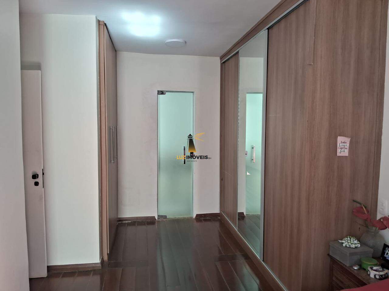 Apartamento à venda com 4 quartos, 239m² - Foto 13