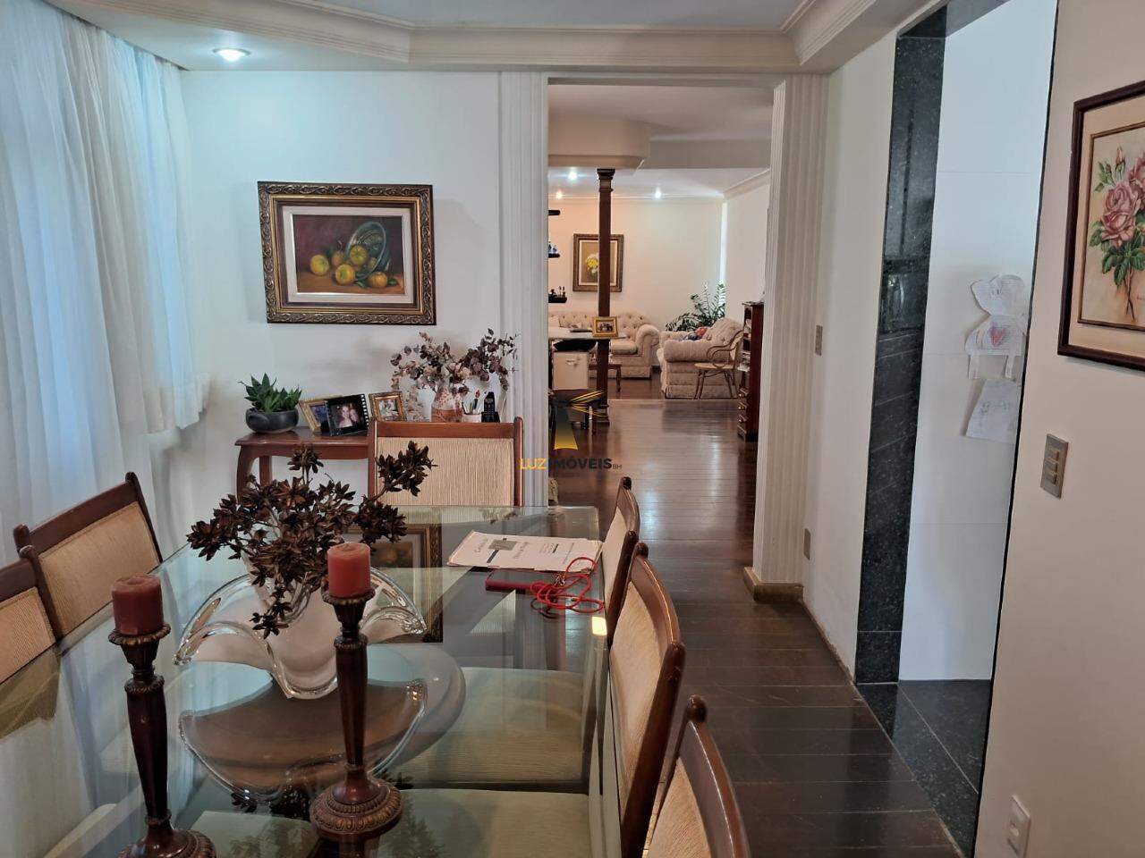 Apartamento à venda com 4 quartos, 239m² - Foto 3