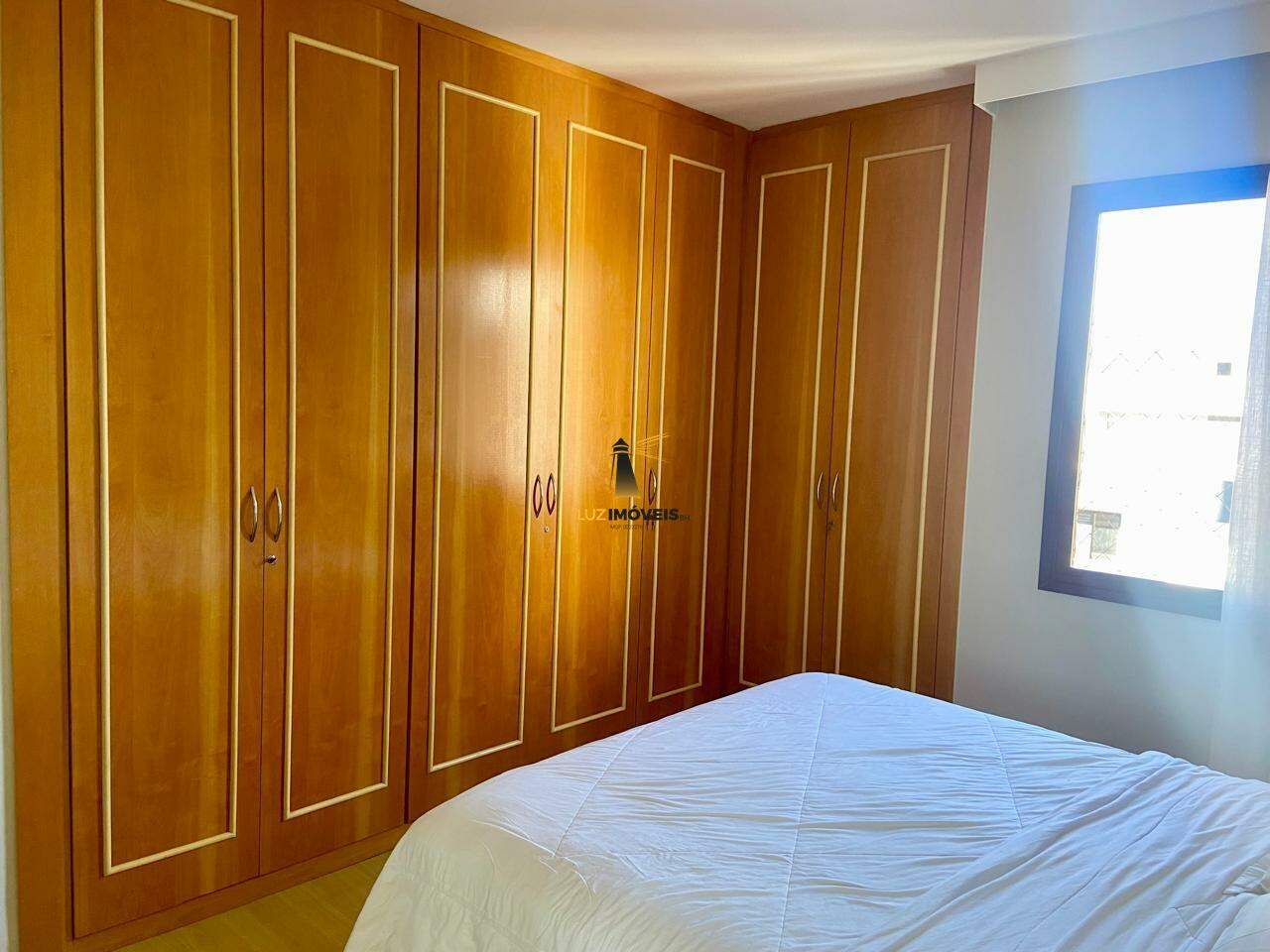 Apartamento à venda com 4 quartos, 180m² - Foto 6