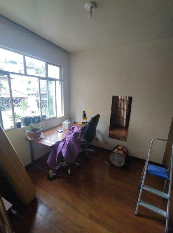 Apartamento à venda com 2 quartos, 80m² - Foto 9