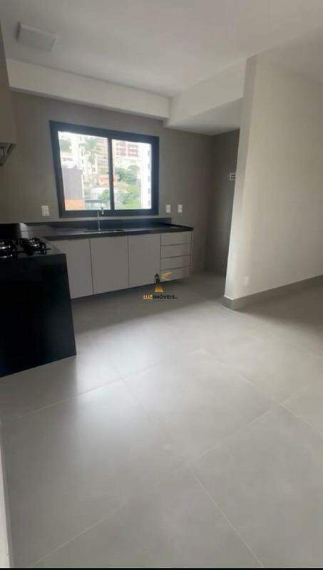 Apartamento à venda com 2 quartos, 62m² - Foto 18