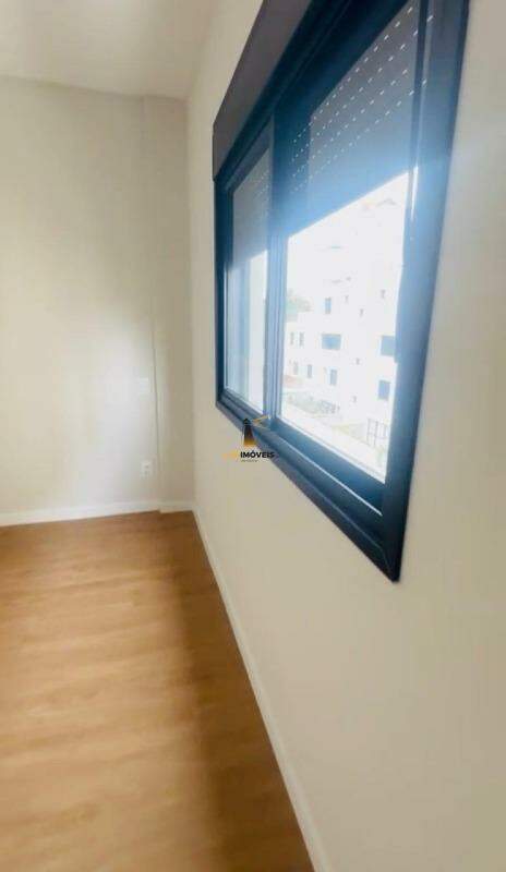 Apartamento à venda com 2 quartos, 62m² - Foto 12