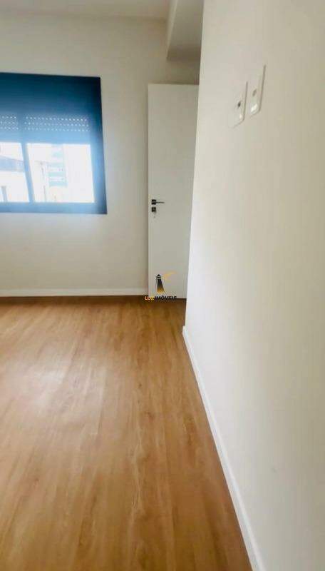 Apartamento à venda com 2 quartos, 62m² - Foto 14